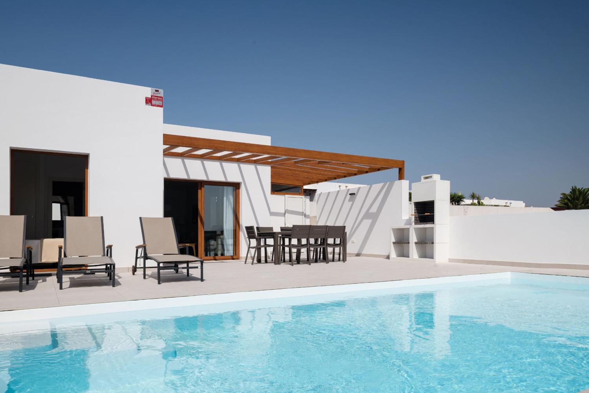 Deva - Vipvipvillas Villa Playa Blanca (Lanzarote)